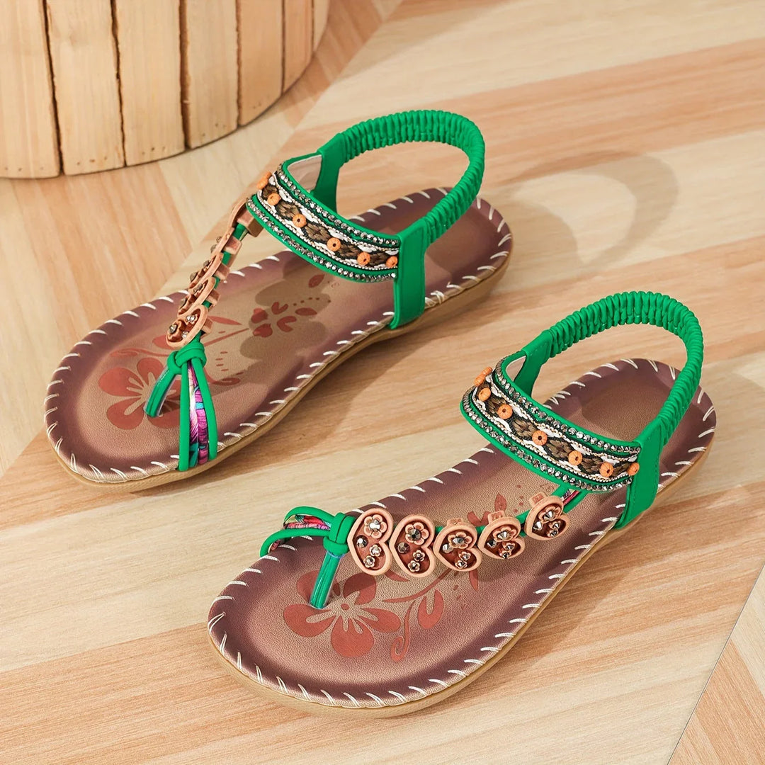 Sandalen Damen mit Zehenring und herzförmigen Applikationen