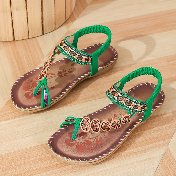 Sandalen Damen mit Zehenring und herzförmigen Applikationen