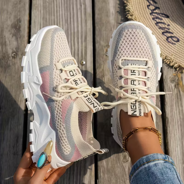 Sneaker Damen mit Netzobermaterial und Zweifarbigem Blockpanel und Plateausohle