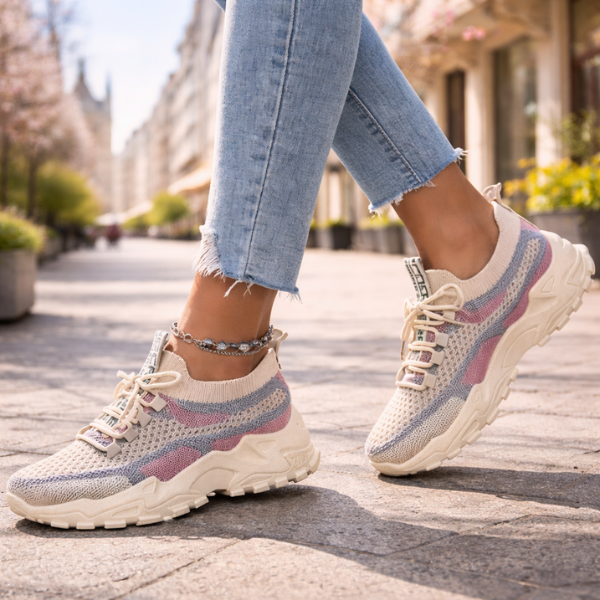 Sneaker Damen mit Netzobermaterial und Zweifarbigem Blockpanel und Plateausohle