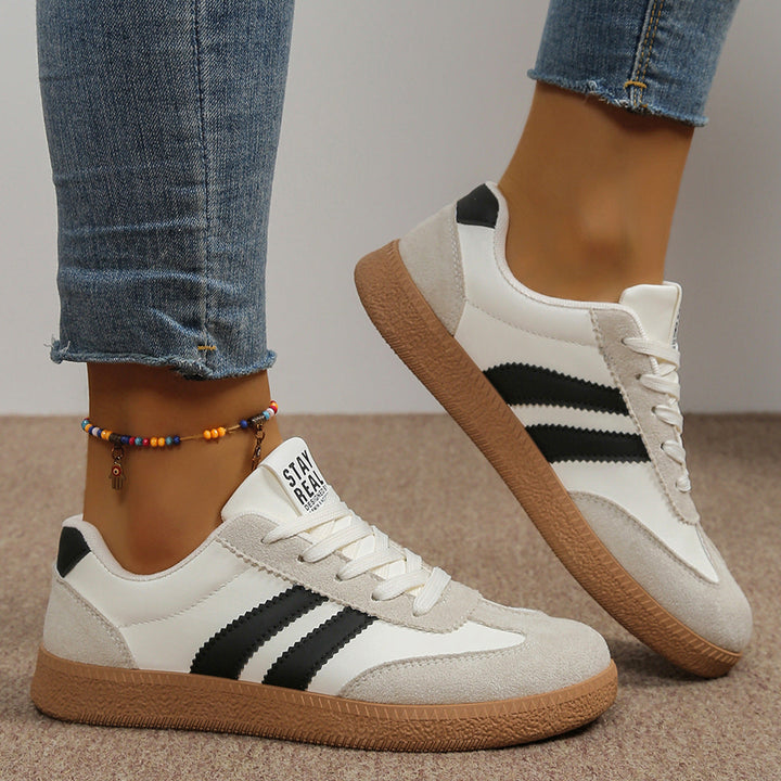 Sneaker Damen mit Streifenbesatz und Gummisohle