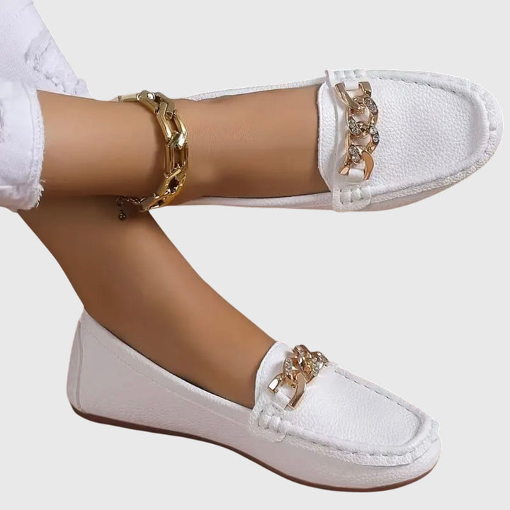 Solange | Flache Loafer mit Goldkette