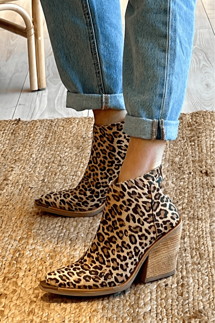 Stiefeletten Damen mit Animal-Print und Blockabsatz
