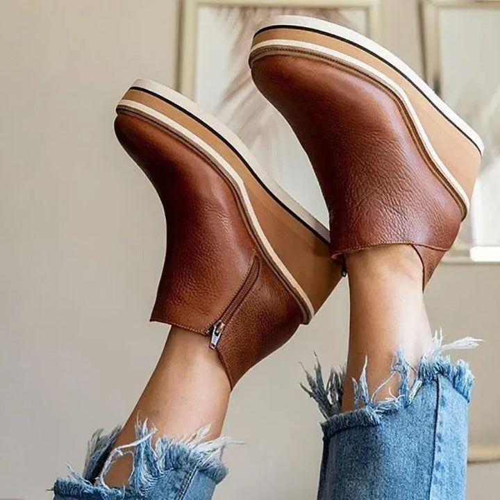 Stiefeletten Damen mit Keilabsatz und Rundem Schnitt