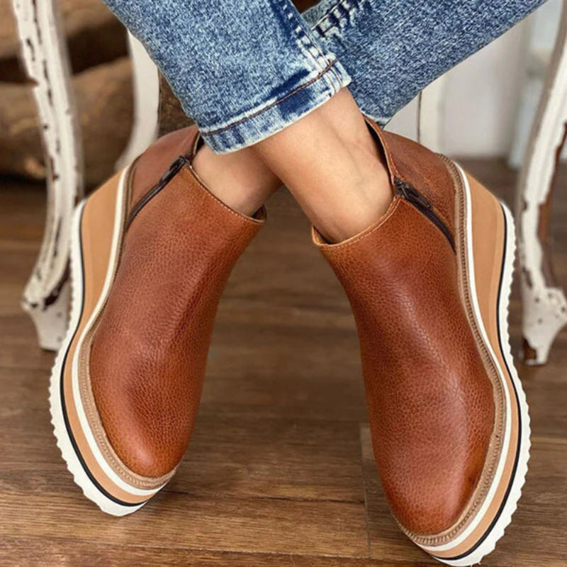 Stiefeletten Damen mit Keilabsatz und Rundem Schnitt