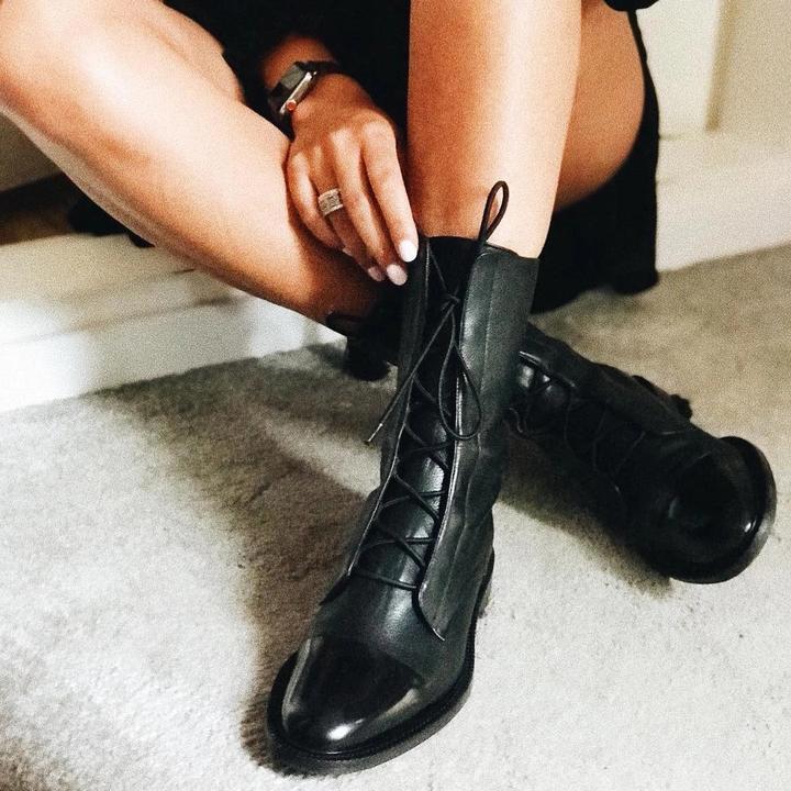 Stiefeletten Damen mit Schnürung und Blockabsatz