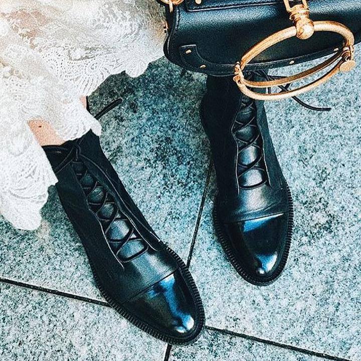 Stiefeletten Damen mit Schnürung und Blockabsatz