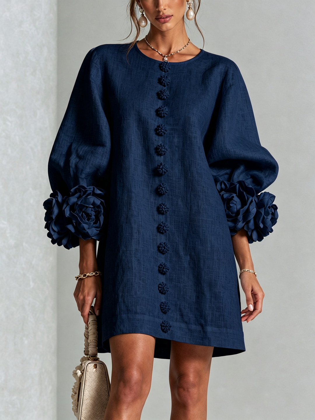 Theda Damen Minikleid mit Knopfleiste und Blütenmanschetten Marineblau