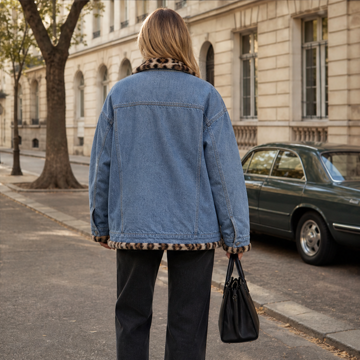 Tjarda Damen Oversize-Wendejacke mit Reverskragen und Leopardenmuster innen