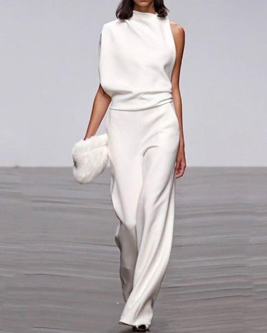 Viviane | Damen Ein-Schulter Jumpsuit mit weitem Bein