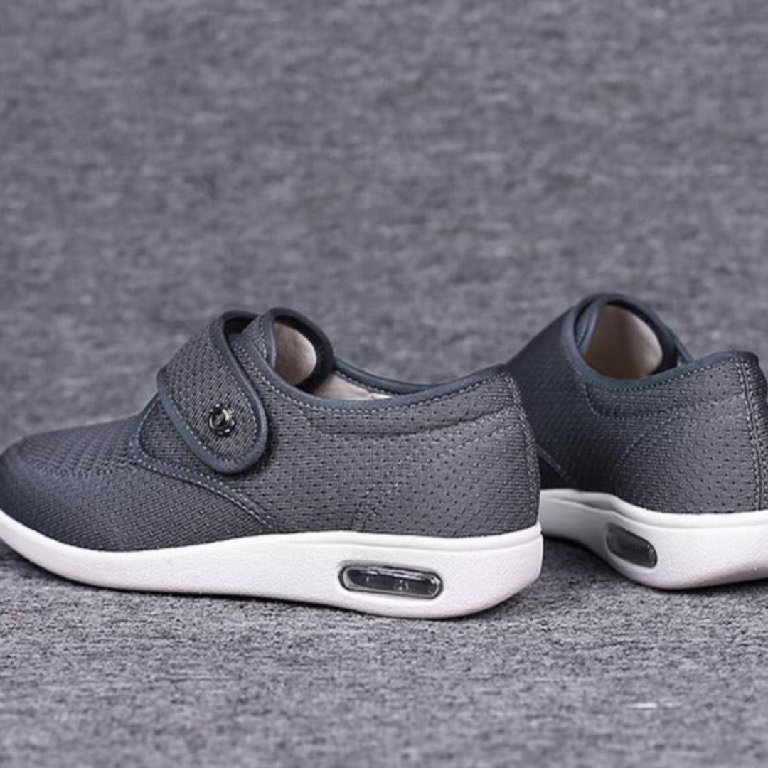 Wanderschuhe Damen mit Weiter Passform und Netzobermaterial