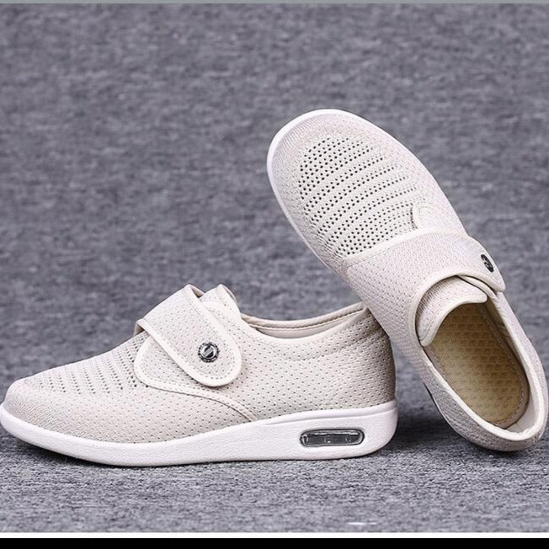 Wanderschuhe Damen mit Weiter Passform und Netzobermaterial
