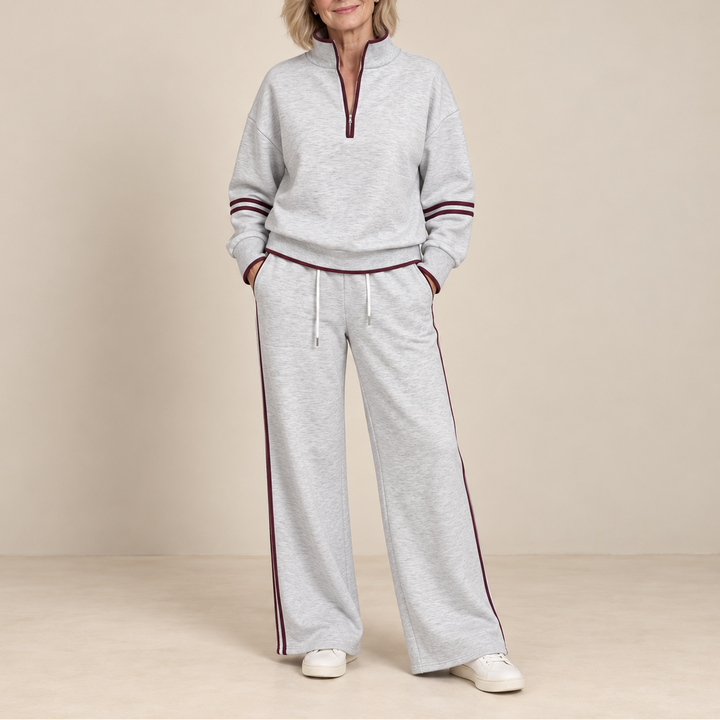 Wiebke | Damen Zweiteiler mit Troyerkragen und weiter Hose mit Seitenstreifen – Grau