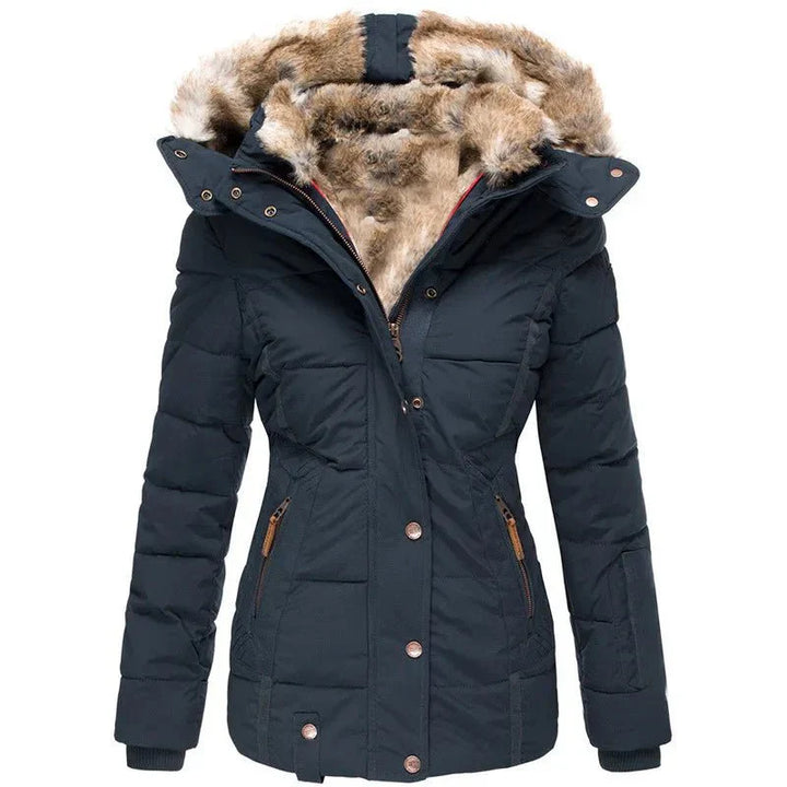 Winterjacke Damen mit Kapuze und Klarem Schnitt