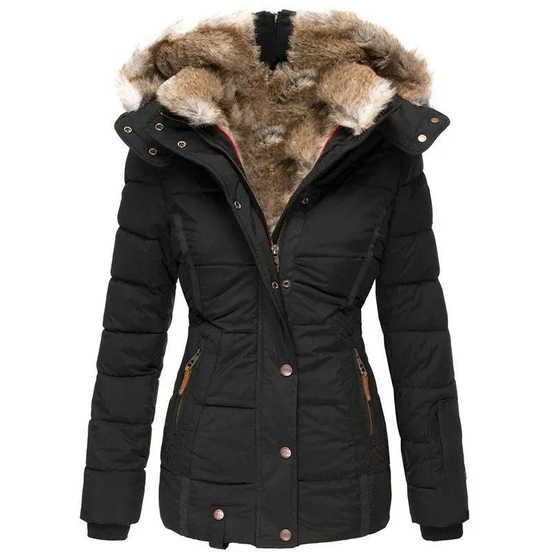Winterjacke Damen mit Kapuze und Klarem Schnitt