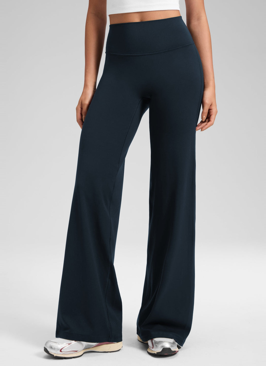Ylvi Damen Hose mit hohem Bund, geradem Bein und glatter Front